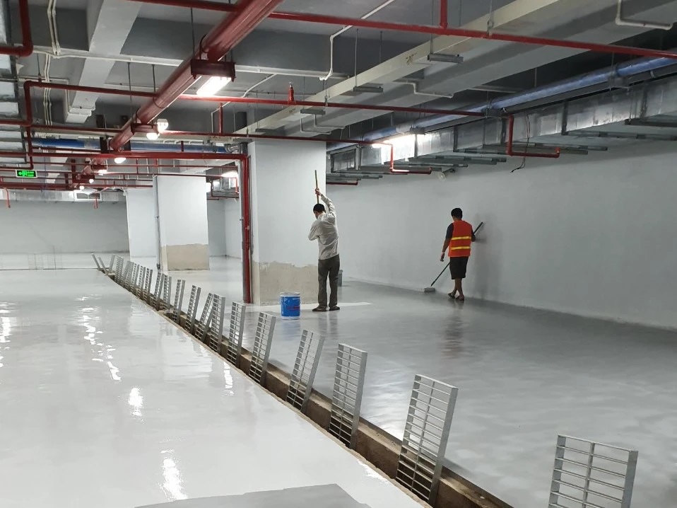 Sơn epoxy có thể sử dụng cho nhiều bề mặt như bê tông và kim loại